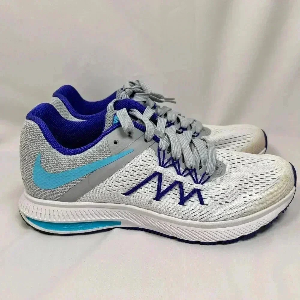 Nike nwot zoom